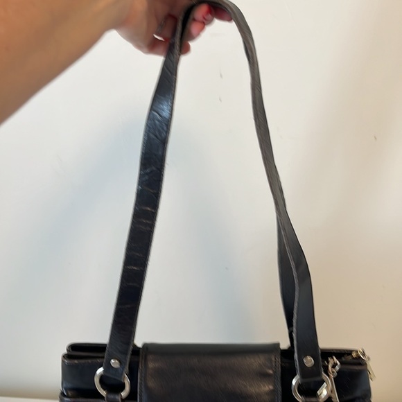 Vintage Etienne Aigner black leather purse - Picture 11 of 15